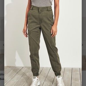 Hollister Ultra high rise utility joggers